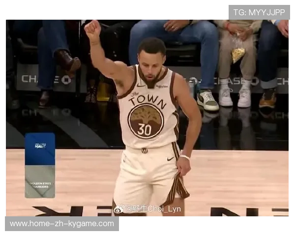 库里面对长臂防守依旧命中三分，勇士球迷狂呼
